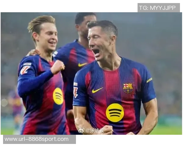 西甲第12轮最佳阵容揭晓莱万拉什福德阿尔瓦雷斯领衔出战